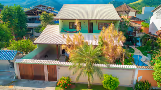 Vista frontal da casa em Vargem Grande