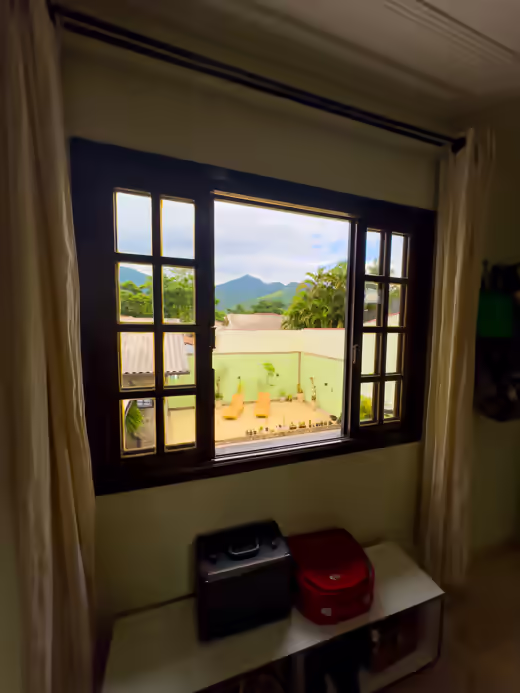 Suíte 1: vista da janela do quarto